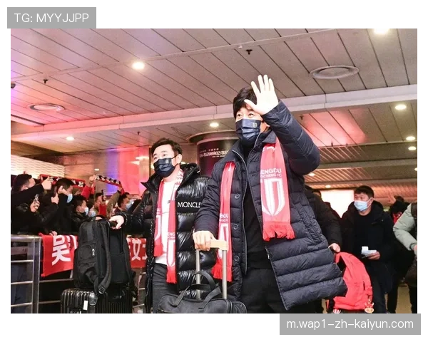 阿洛伊西改造蓉城4231阵型 球员协同防守尚需时间磨合 阿洛伊西改造蓉城4231阵型 球员协同防守尚需时间磨合